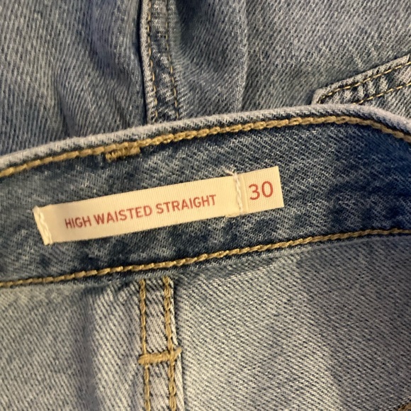 High rise Levi light wash jeans - Picture 4 of 4